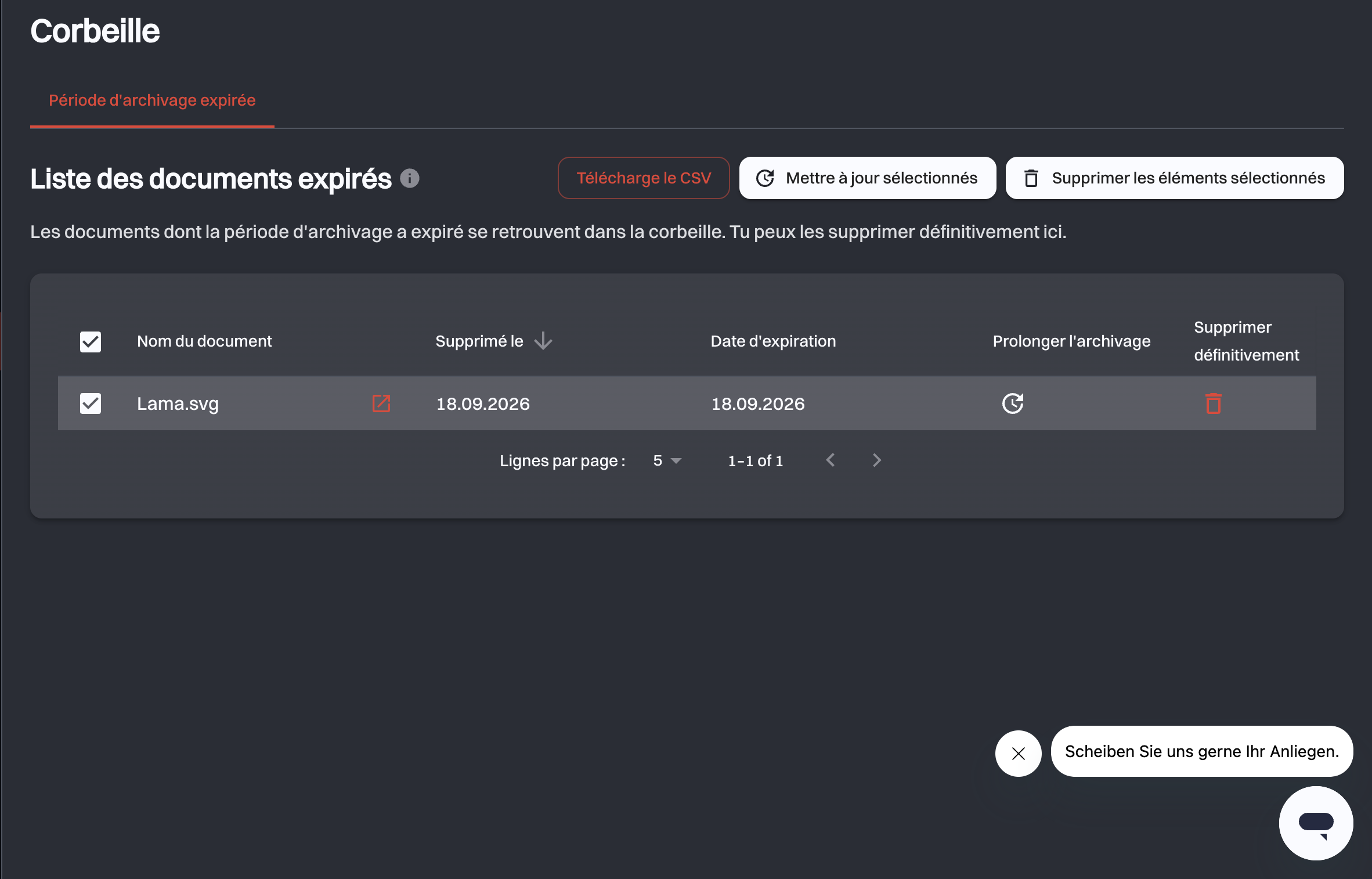 L’onglet Période d’archivage expirée listant un document expiré, avec les boutons Télécharge le CSV, Mettre à jour sélectionnés et Supprimer les éléments sélectionnés au-dessus du tableau