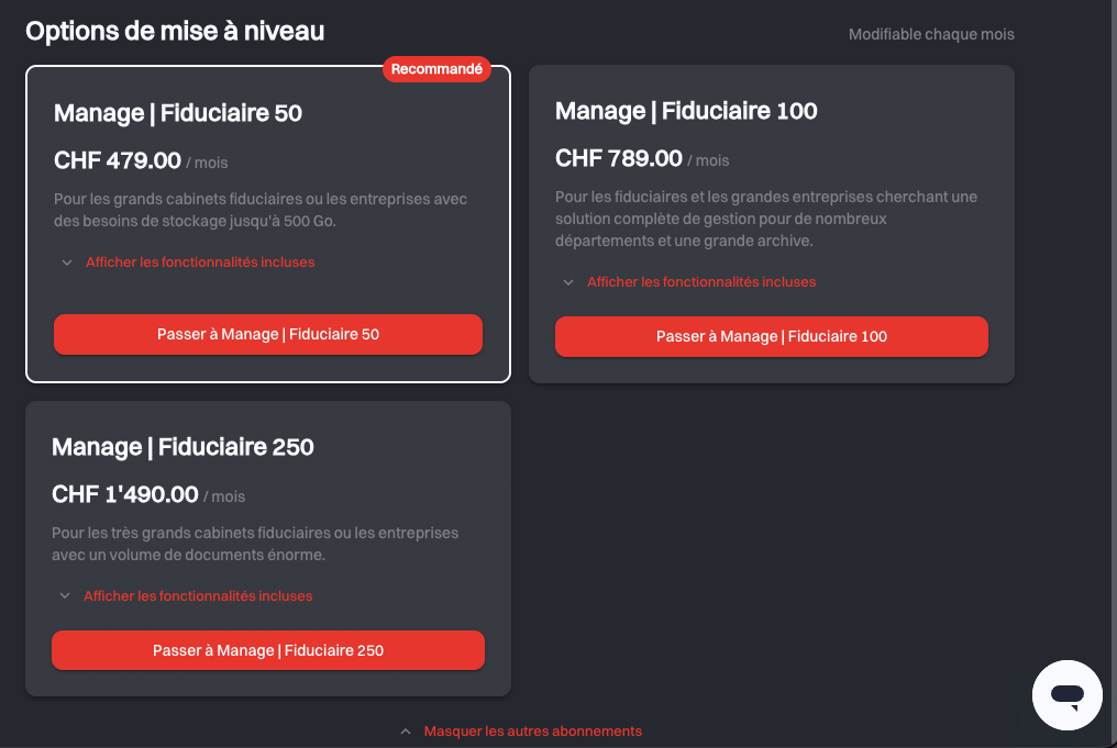 La section Options de mise à niveau avec trois cartes de tarifs, la première portant un badge Recommandé, chacune avec un lien Afficher les fonctionnalités incluses et un bouton de mise à niveau